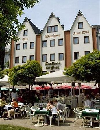 Hotel Kunibert Der Fiese Köln Kültér fotó